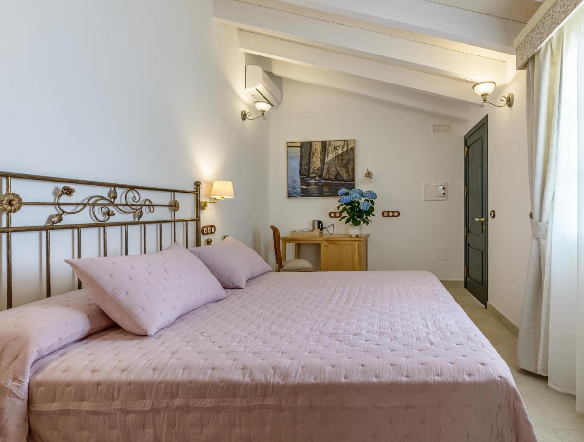 Seranova Luxury Hotel - Adults Only Ciutadella  Eksteriør billede